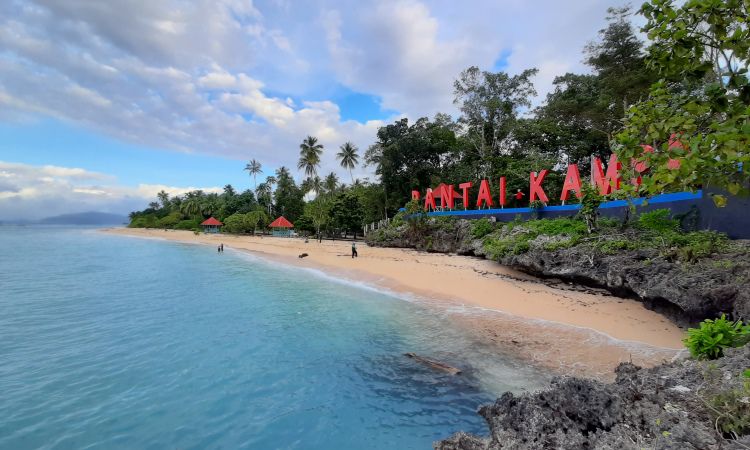 Pantai Kampa Pantai Pasir Putih Dengan Pemandangan Alam Nan Indah Di