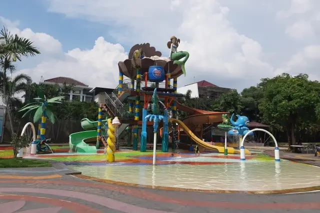 Gambar Taman Air Taman