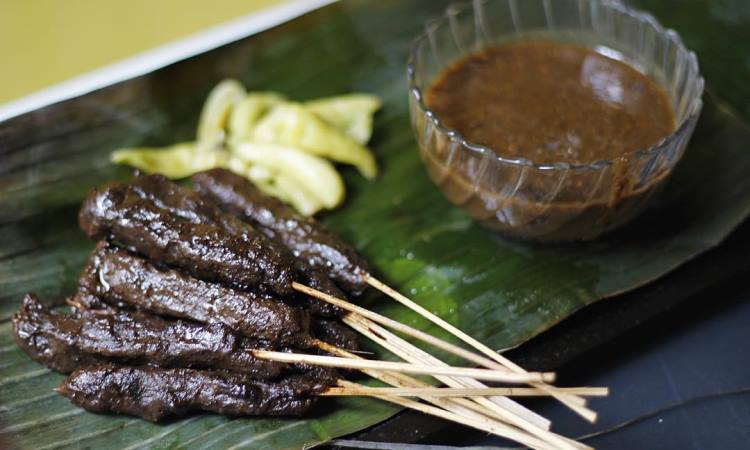 Sate Kerbau Pak Min Jastro