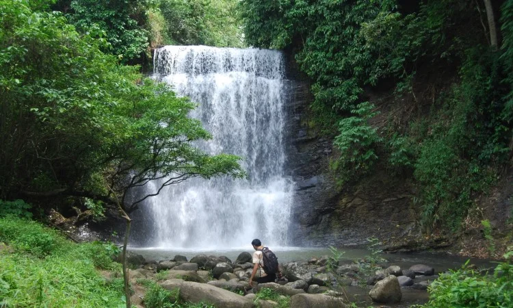 Air Terjun Bidadari