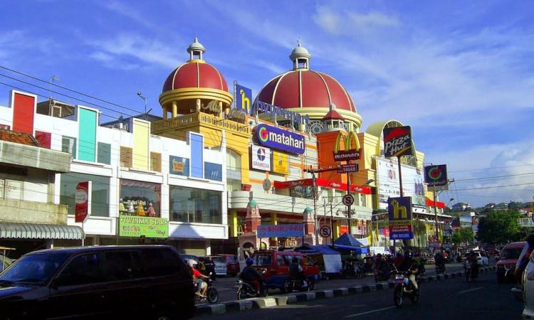 10 Mall Keren di Semarang yang Wajib Anda Kunjungi - iTrip