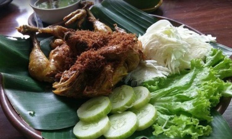 Ayam Goreng Bugisan