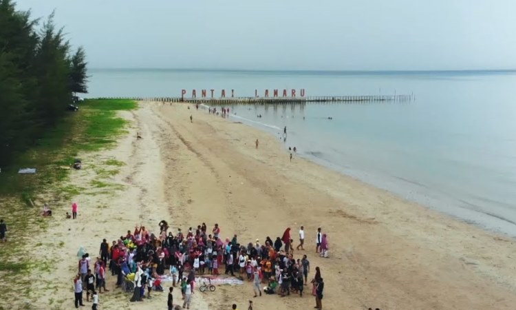 Pantai Lamaru Pantai Indah Yang Asri Di Balikpapan Itrip