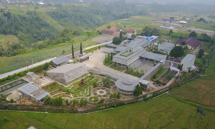 Karanganyar Atsiri House, Taman Aromatik Terindah Di Indonesia - WisataHits