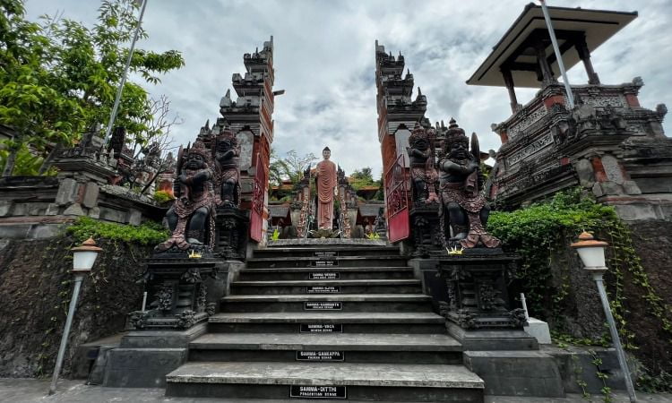 Alamat Brahma Vihara Arama Bali