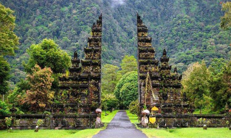 Fasilitas Bali Khandara Gate Buleleng