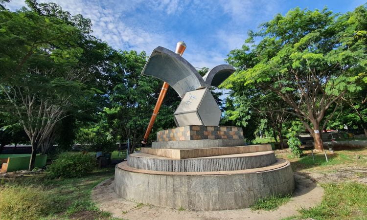 Taman Nostalgia Taman Wisata Dengan Beragam Spot Foto Keren Di Kupang